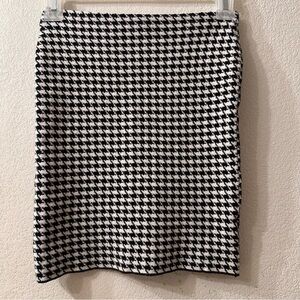 Fashion Nova Houndstooth Black and White Pencil Skirt